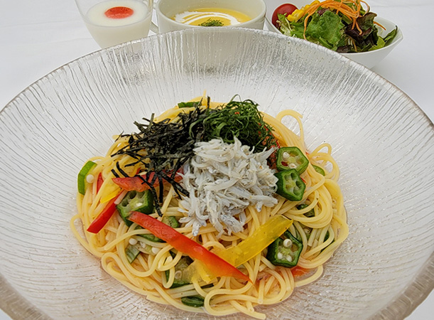 シラスと梅の冷製パスタ 